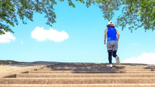 生活習慣病に効果的な運動を行う中年女性